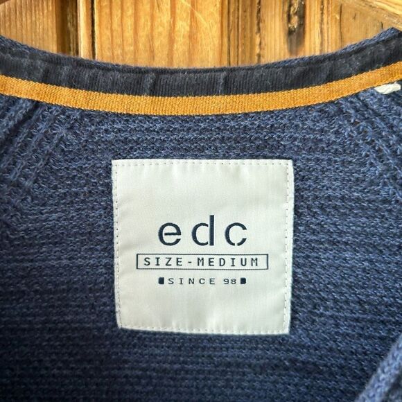 EDC Espirit Medium Blue Crewneck Textured Sweater‎ - Picture 3 of 9